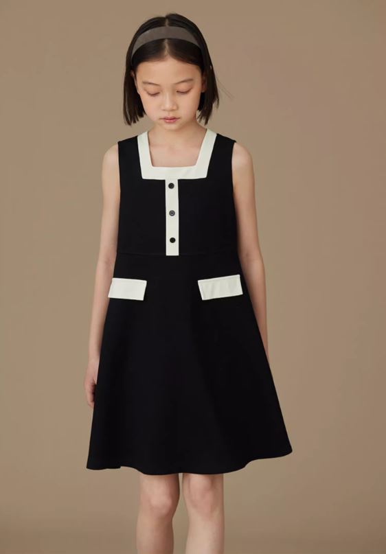 K31803 - Monochrome modern style dress