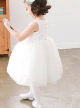 子供ドレス発表会・結婚式・おしゃれなDRESCCOのテティスフラワーコサージュツイードドレスの画像5