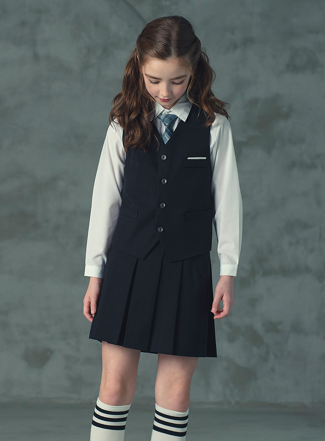 ブラックベストスカート2ピースセット(ベスト、スカート)