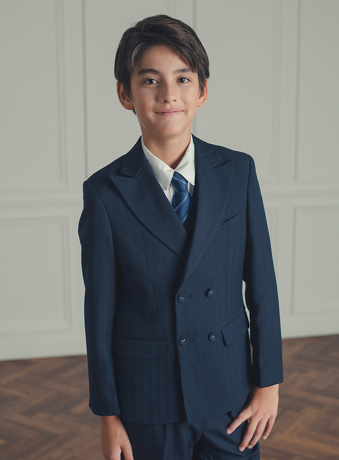 ダークネイビーダブルブレスト3ピースセット(ジャケット、ベスト、長ズボン)