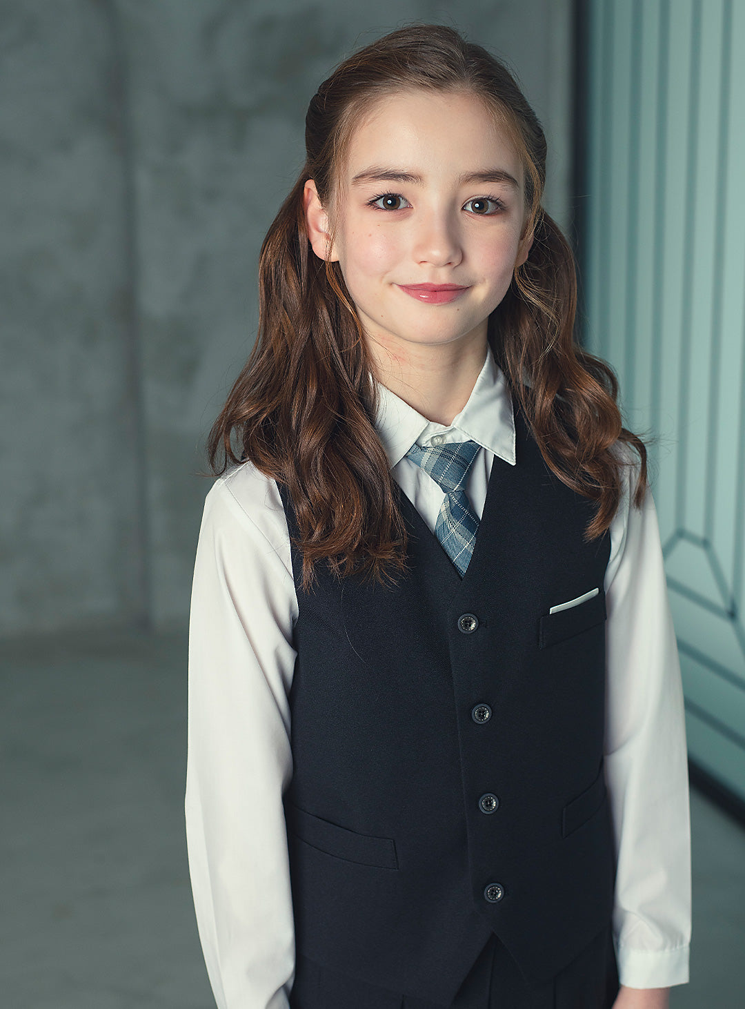 ブラックベストスカート2ピースセット(ベスト、スカート)