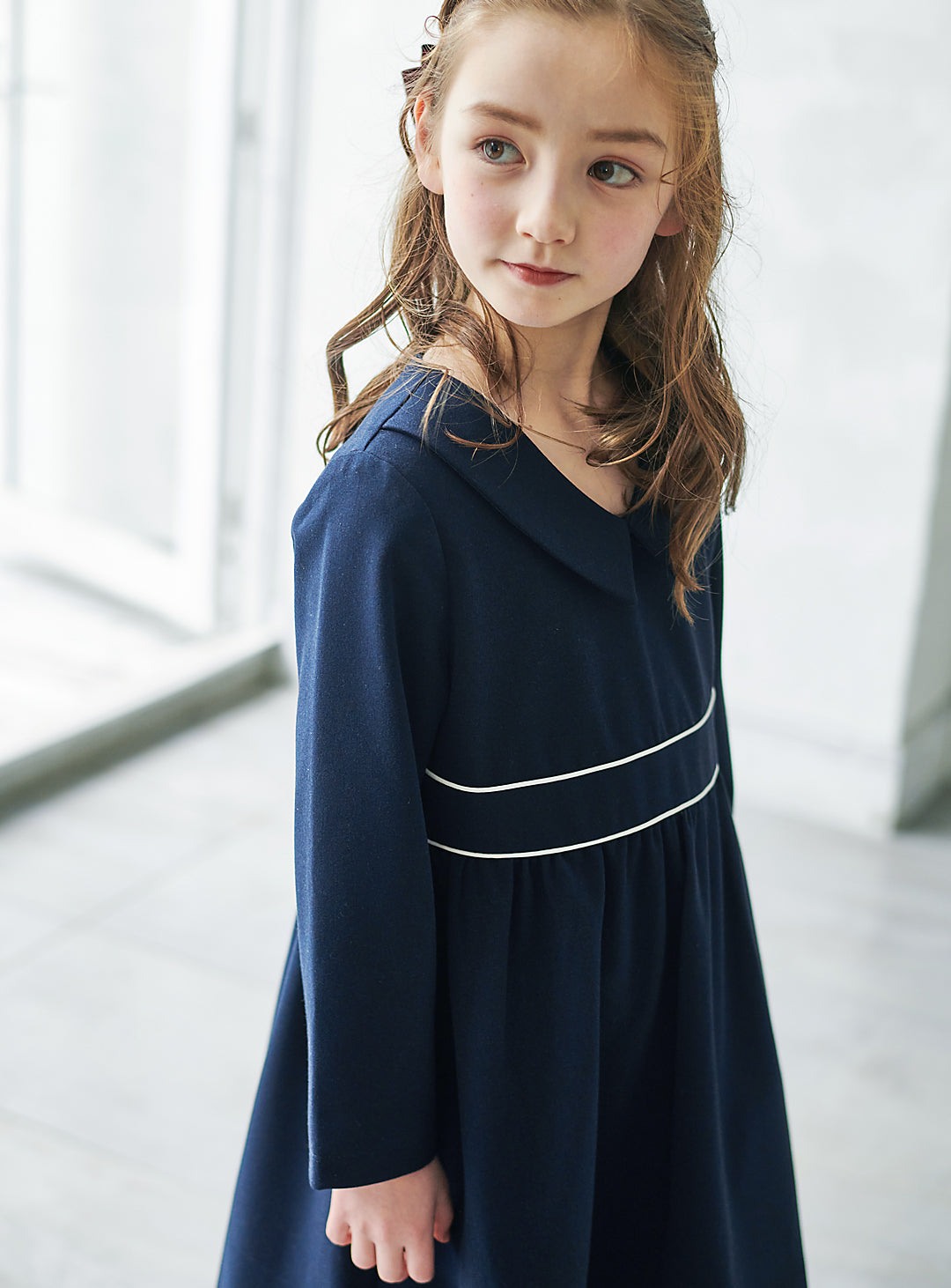 K9059 - Warm classic navy dress with collar