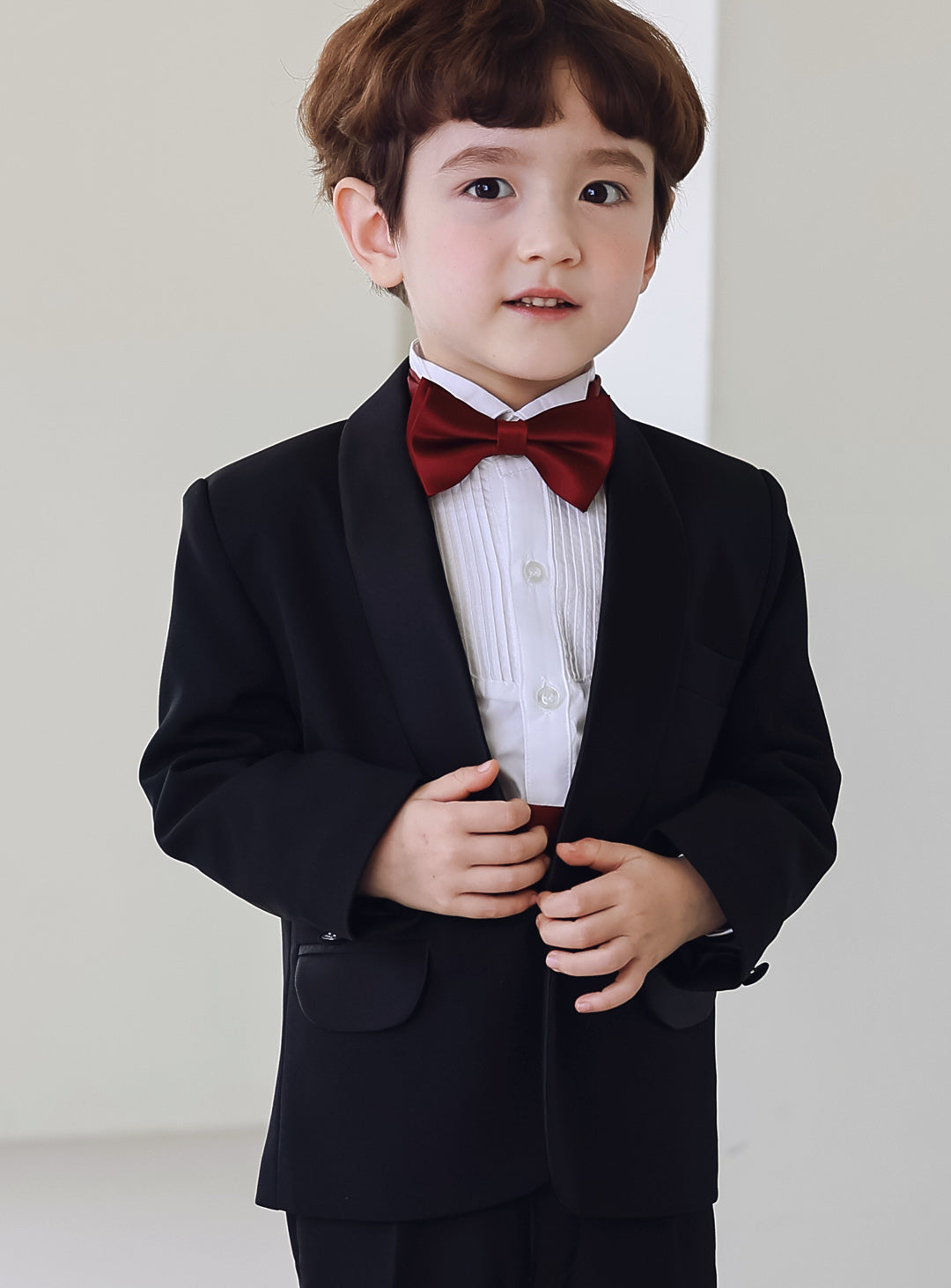 Basic black tuxedo cummerbund 4-piece set (tuxedo top and bottom + cummerbund + bow tie)