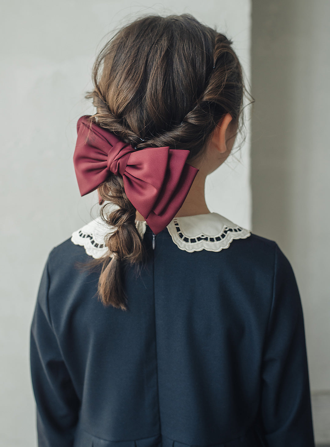 スカラップ襟のクラシカルフォーマルワンピース