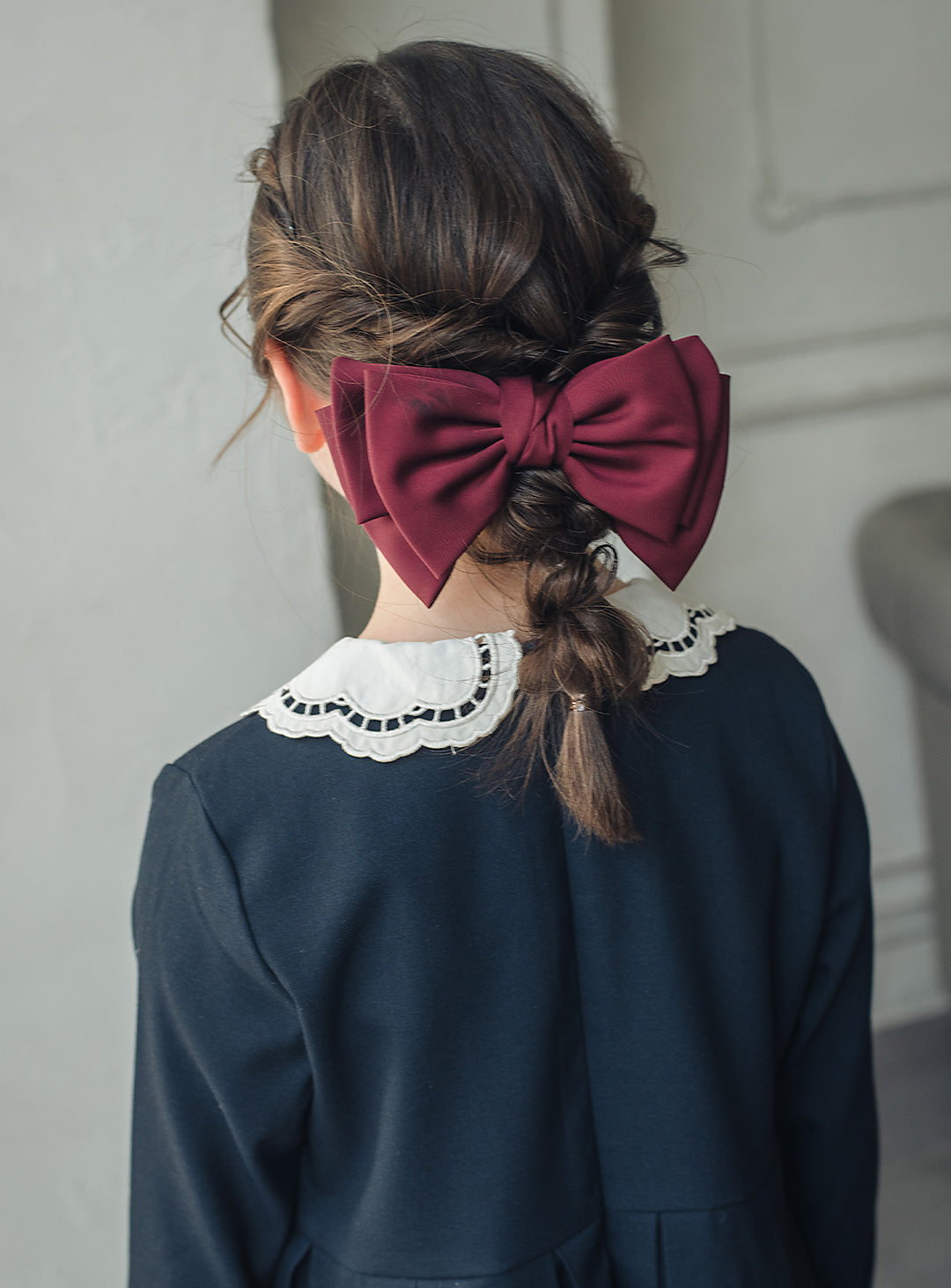 スカラップ襟のクラシカルフォーマルワンピース