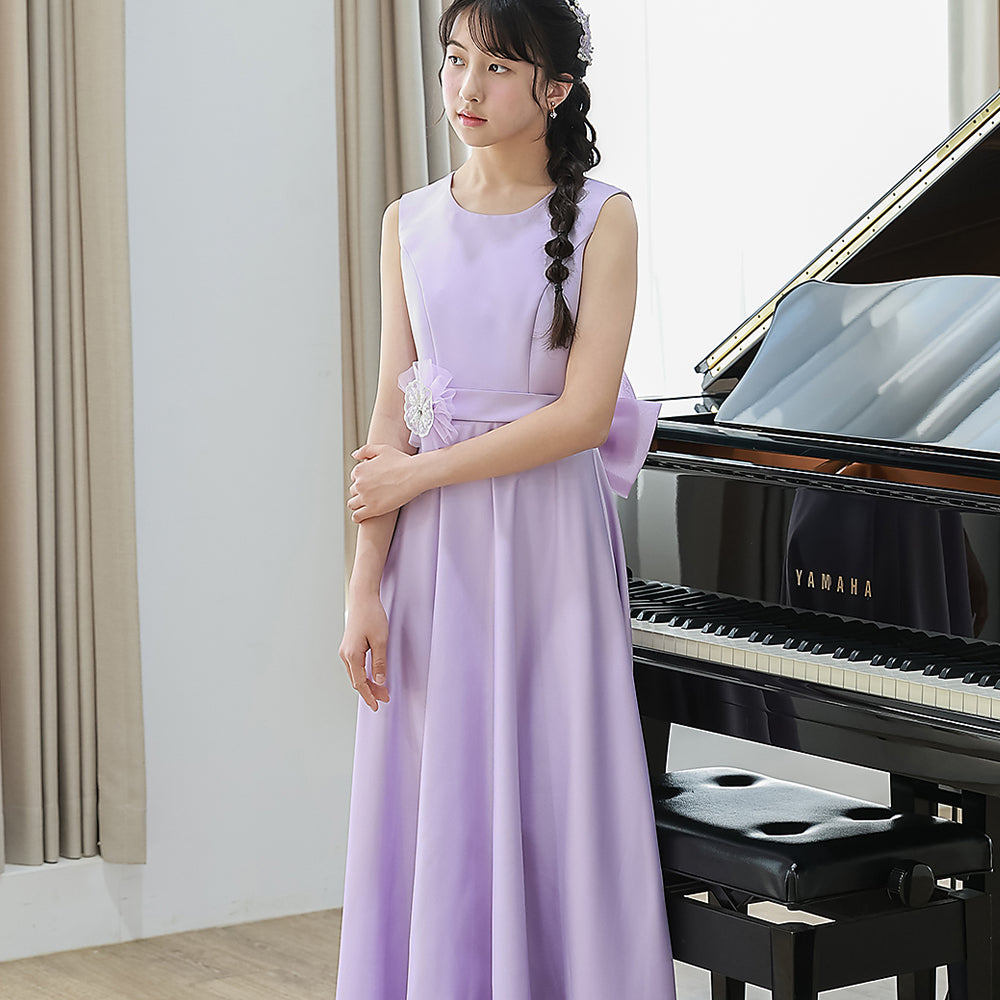 2025 Junior dress collection