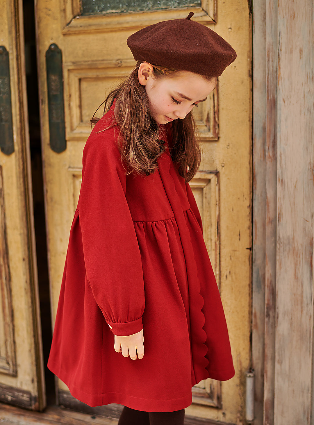 K9092 - Antique red long-sleeved dress