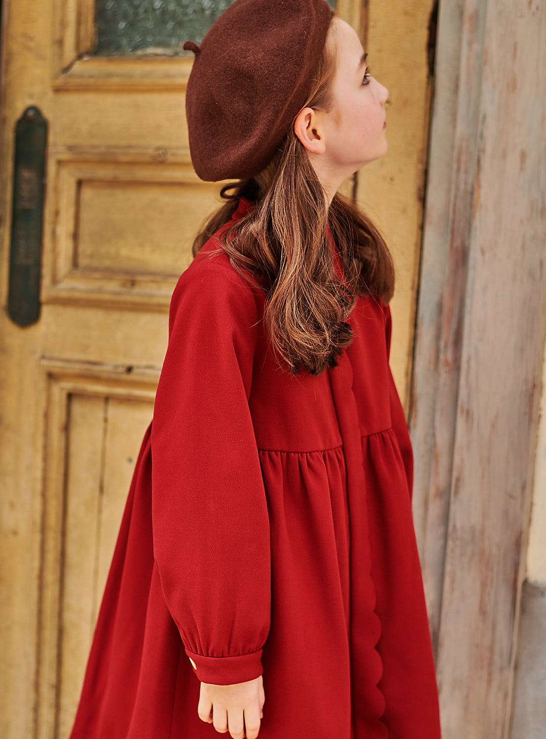 K9092 - Antique red long-sleeved dress