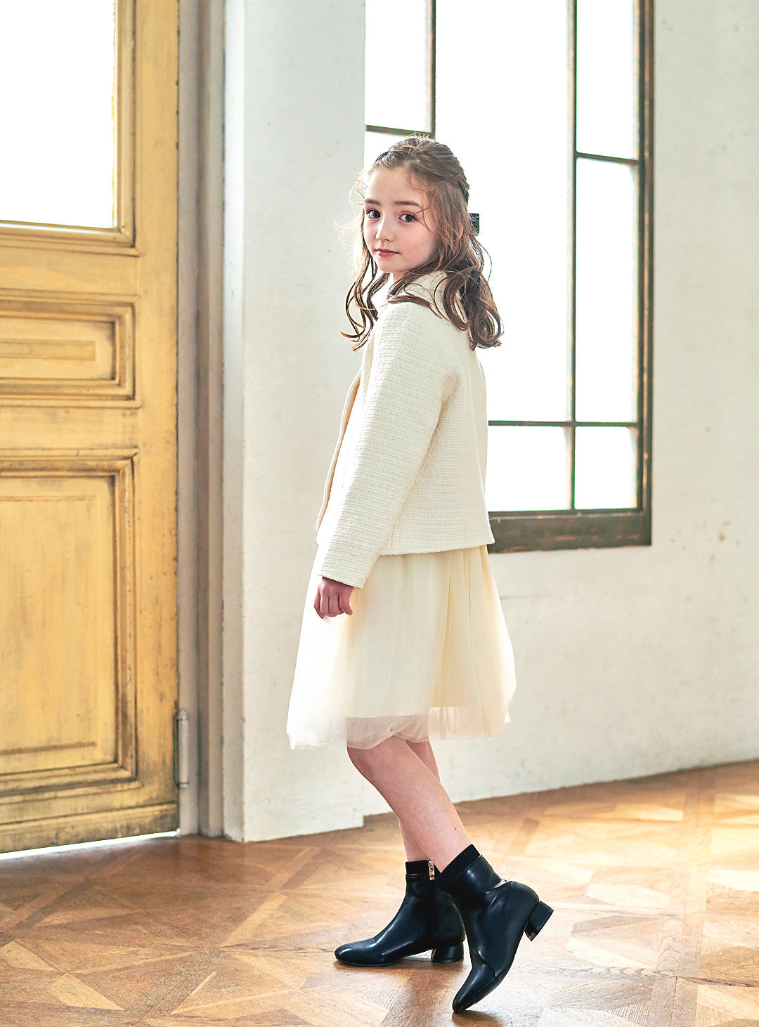 K8106 - Round tweed jacket for kids