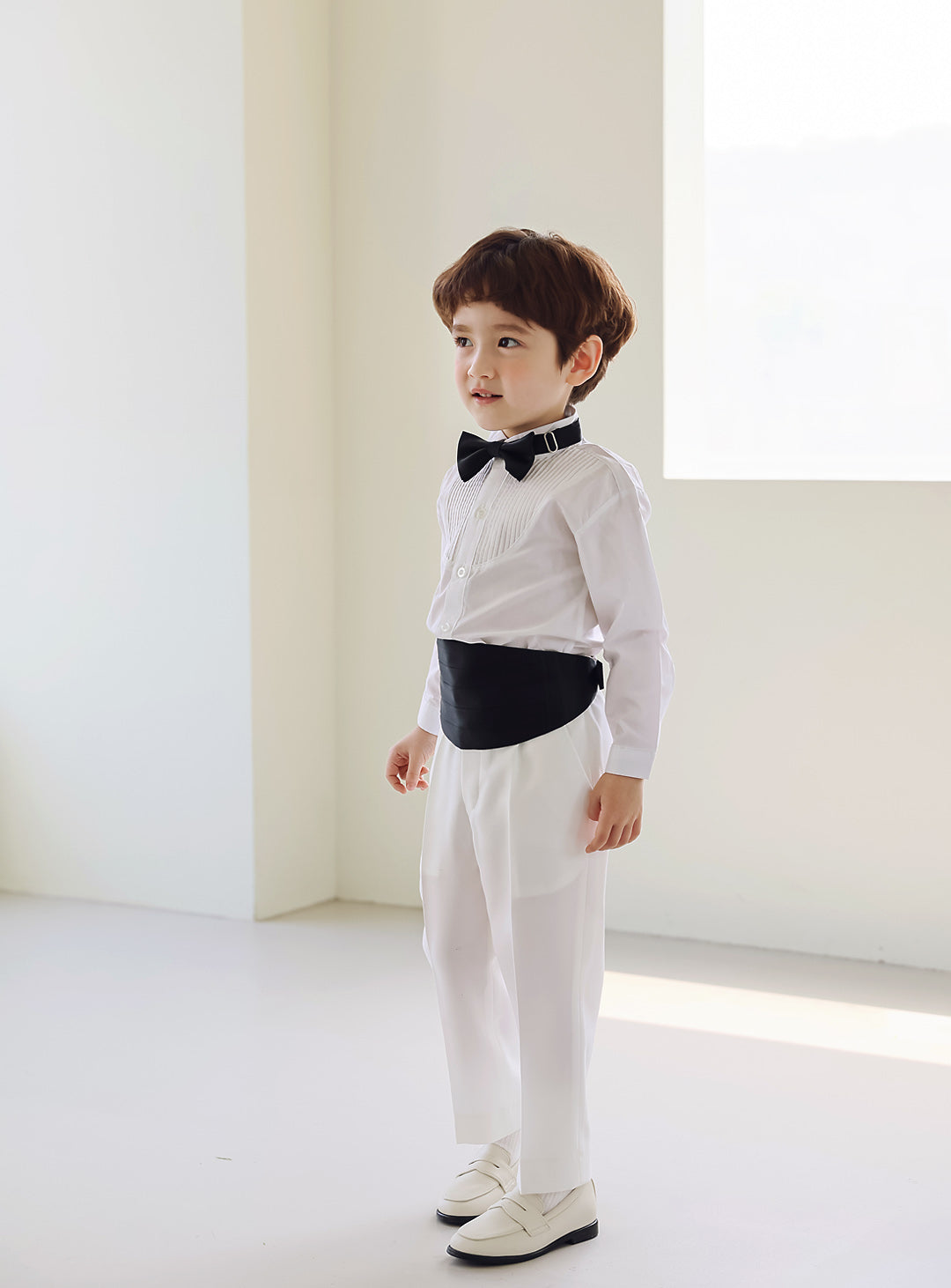 子供スーツ|子供スーツならベーシックホワイトタキシードカマーバンド4