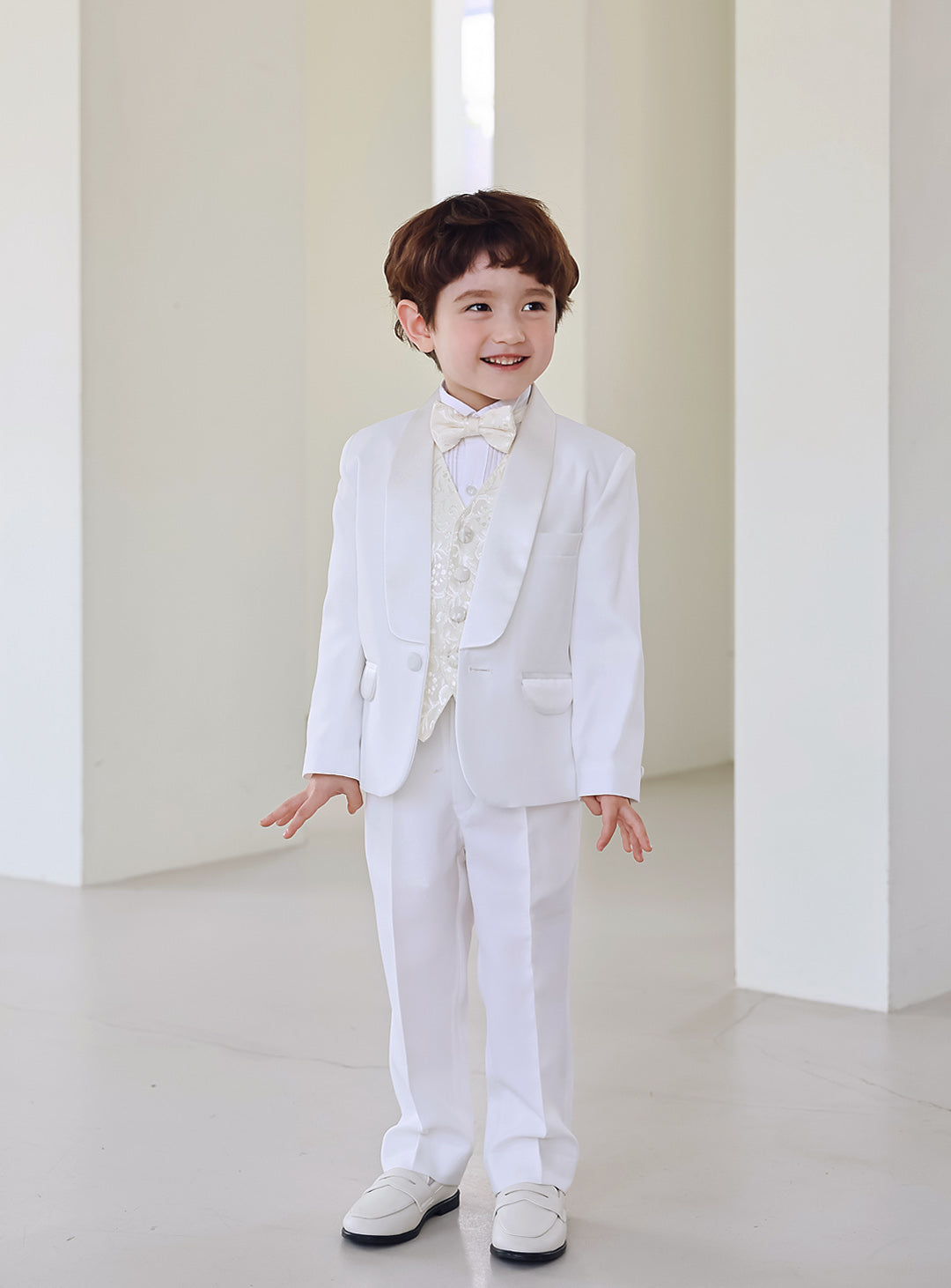 Basic White Tuxedo Ivory Vest 4 Piece Set (Tuxedo Top and Bottom + Vest + Tie)