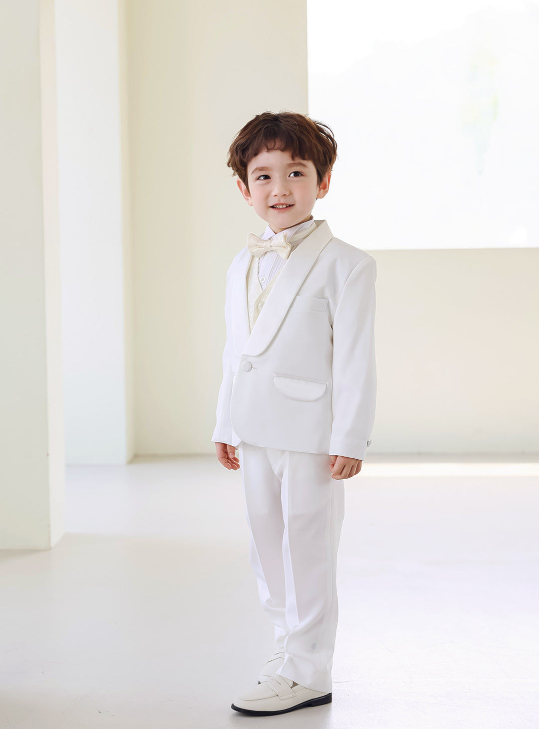 Basic White Tuxedo Ivory Vest 4 Piece Set (Tuxedo Top and Bottom + Vest + Tie)