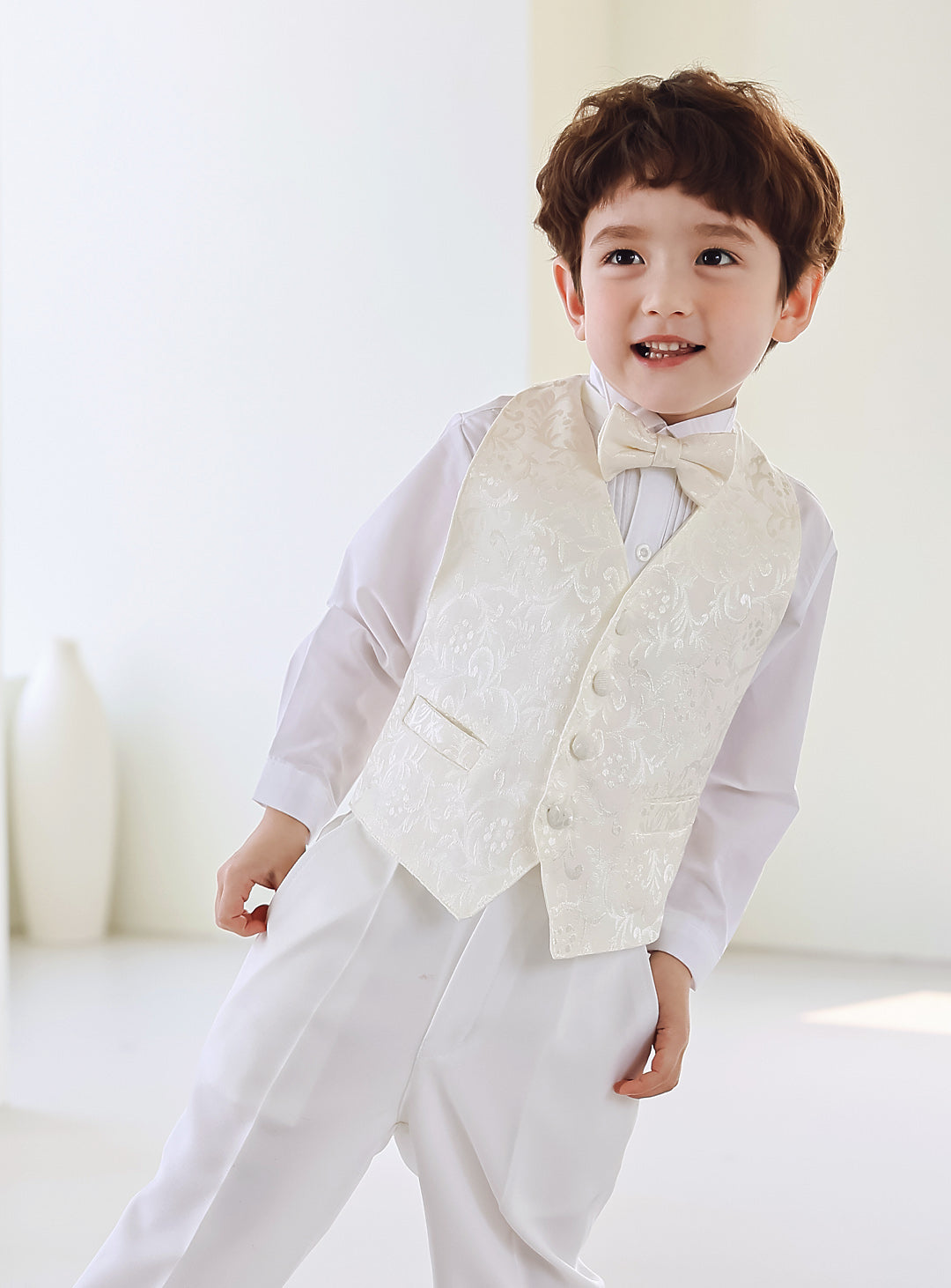 Basic White Tuxedo Ivory Vest 4 Piece Set (Tuxedo Top and Bottom + Vest + Tie)