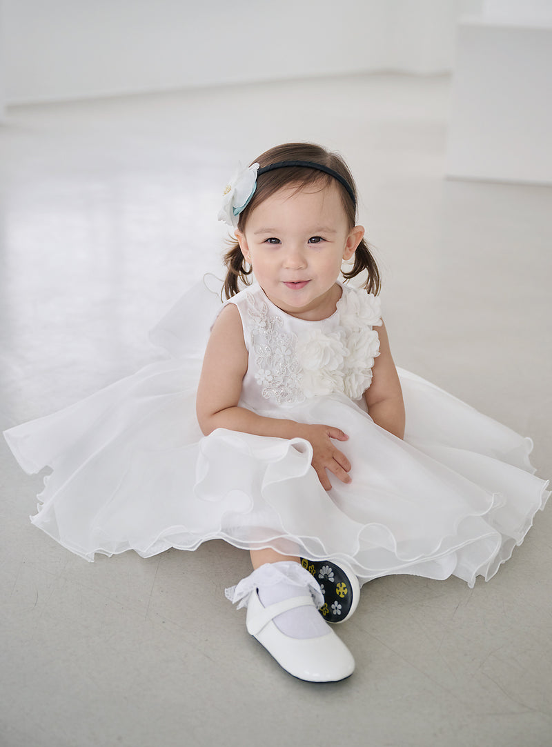 子供ドレス発表会・結婚式・おしゃれなDRESCCOのベビー・フラワーモチーフオフホワイトドレスの画像10