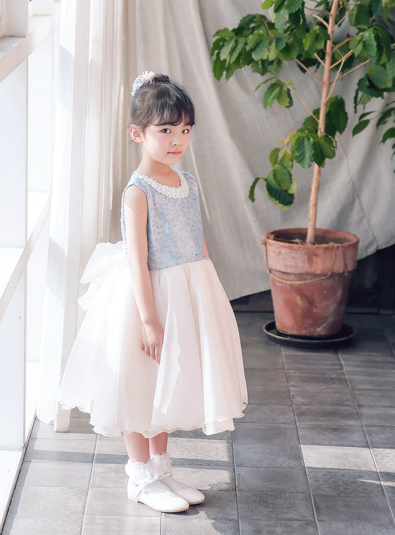 子供ドレス発表会・結婚式・おしゃれなDRESCCOのパールビジューソフトベージュオーガンジードレスブルーの画像1