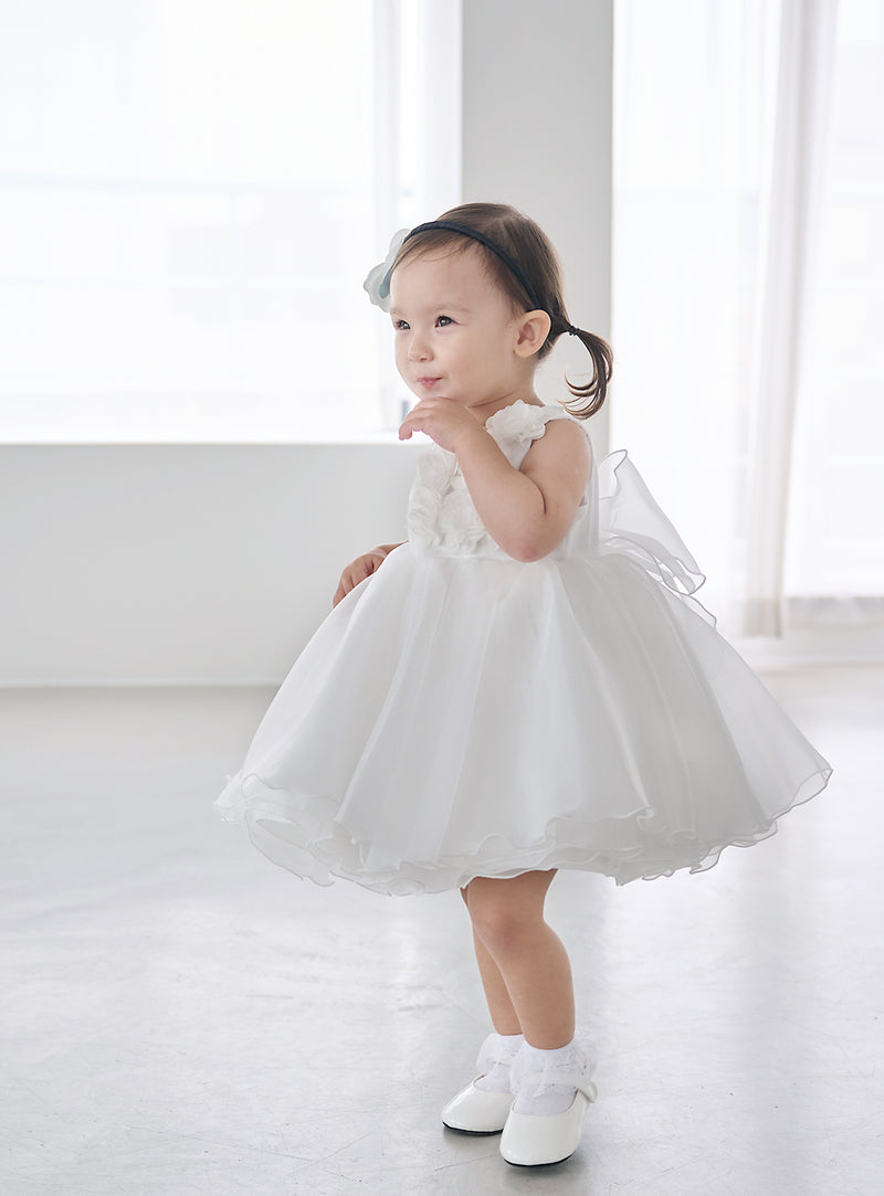 子供ドレス発表会・結婚式・おしゃれなDRESCCOのベビー・フラワーモチーフオフホワイトドレスの画像3