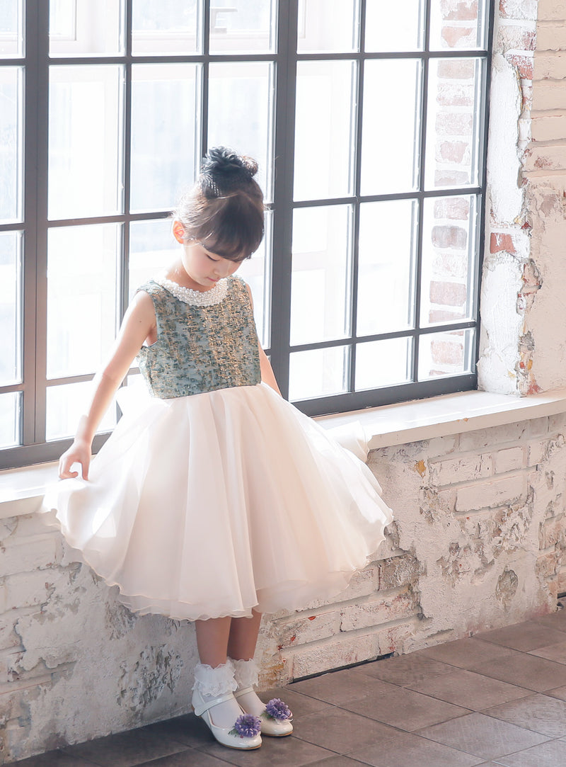 子供ドレス発表会・結婚式・おしゃれなDRESCCOのパールビジューソフトベージュオーガンジードレスグリーンの画像3