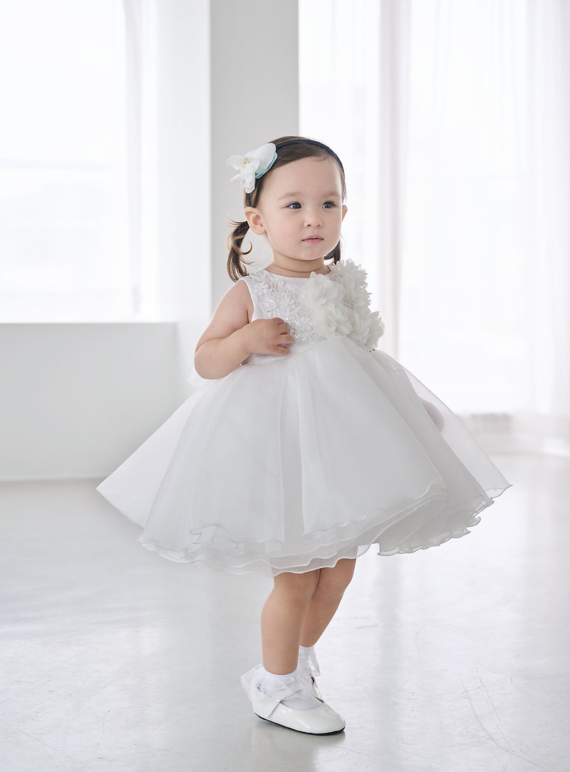 子供ドレス発表会・結婚式・おしゃれなDRESCCOのベビー・フラワーモチーフオフホワイトドレスの画像4