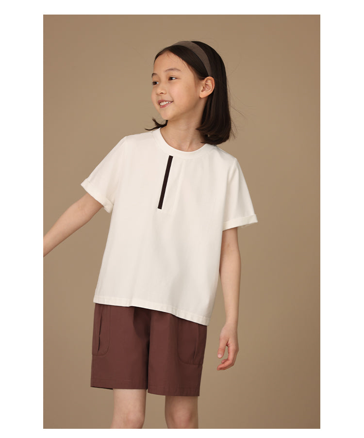 K3061 - シンプルブラックラインデザインコットンTシャツ