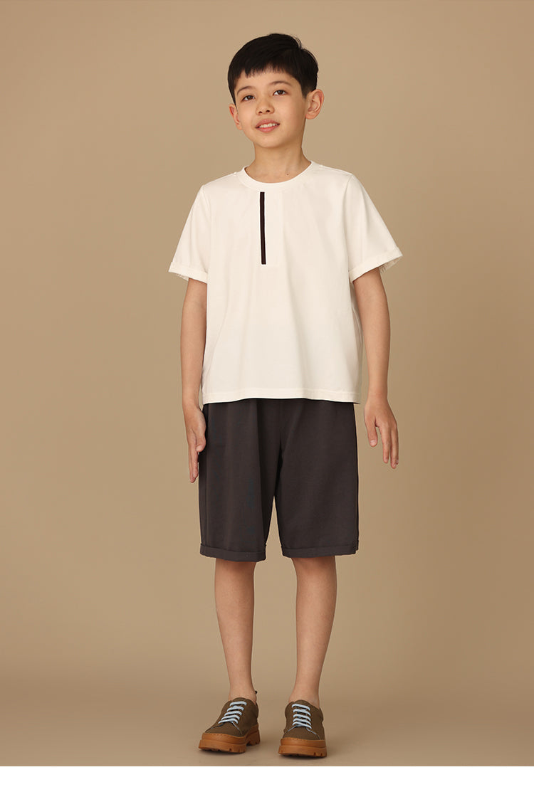 K3061 - シンプルブラックラインデザインコットンTシャツ