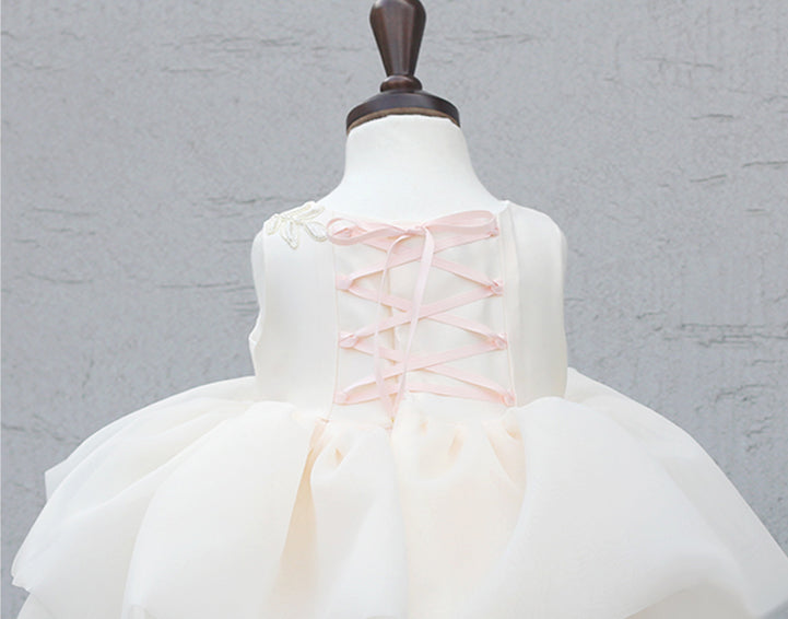 子供ドレス発表会・結婚式・おしゃれなDRESCCOのアルテミスフラワー刺繍アイボリードレスの画像12