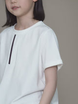 K3061 - シンプルブラックラインデザインコットンTシャツ