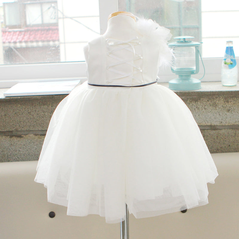 子供ドレス発表会・結婚式・おしゃれなDRESCCOのカリテスホワイトフラワーコサージュドレスの画像12