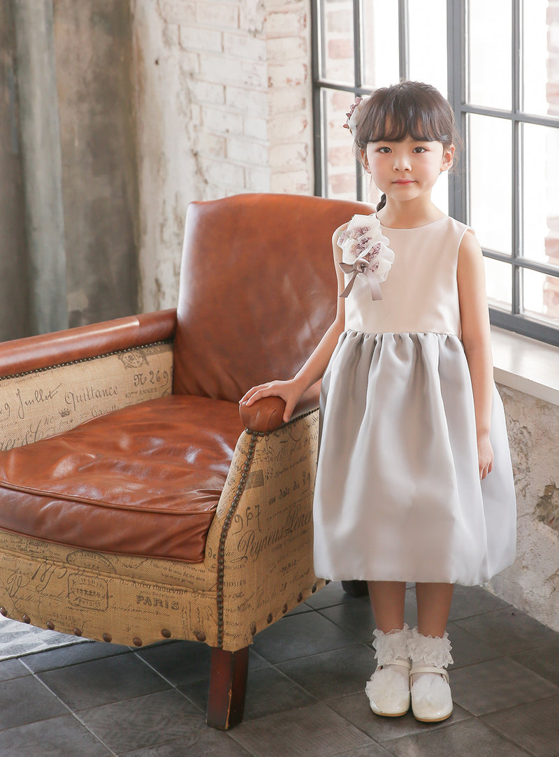 子供ドレス発表会・結婚式・おしゃれなDRESCCOのビクトリアグレイXインディピンクドレスの画像2