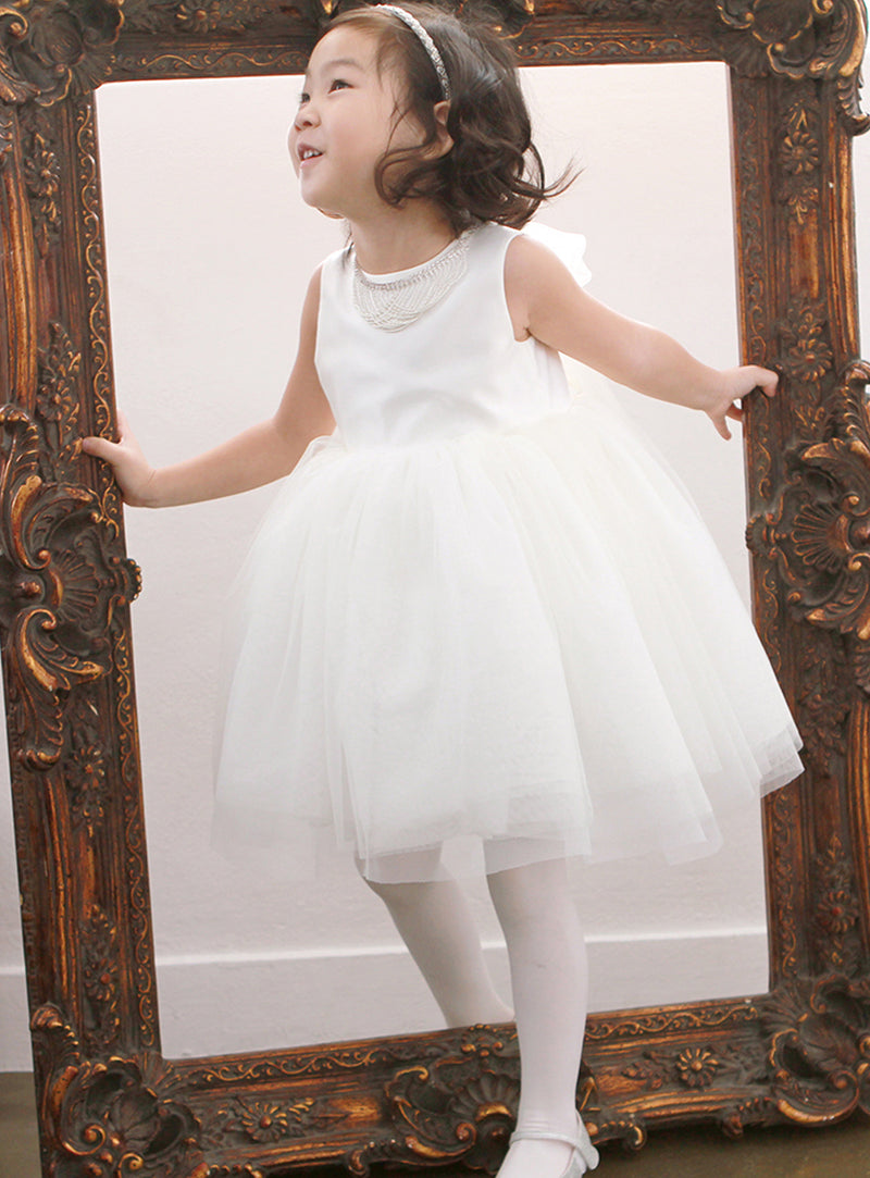 子供ドレス発表会・結婚式・おしゃれなDRESCCOのアイリスビジューネックレスビックリボンホワイトドレスの画像3