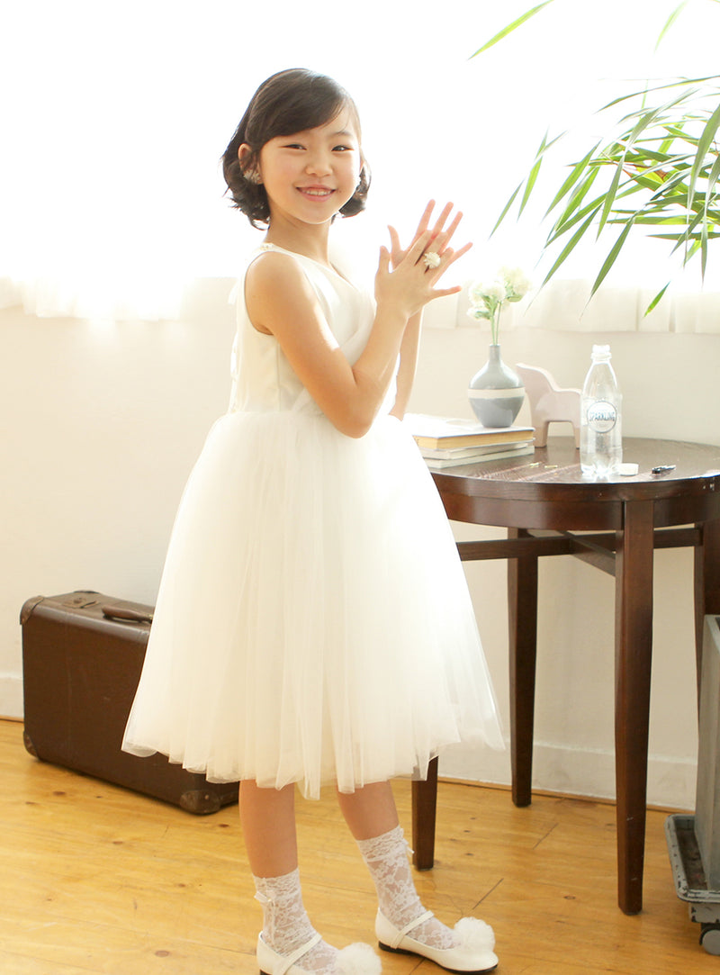 子供ドレス発表会・結婚式・おしゃれなDRESCCOのフレビアホワイトドレスの画像1