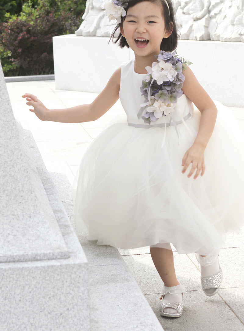 子供ドレス発表会・結婚式・おしゃれなDRESCCOのヘスティアブーケコサージュホワイトドレスの画像6