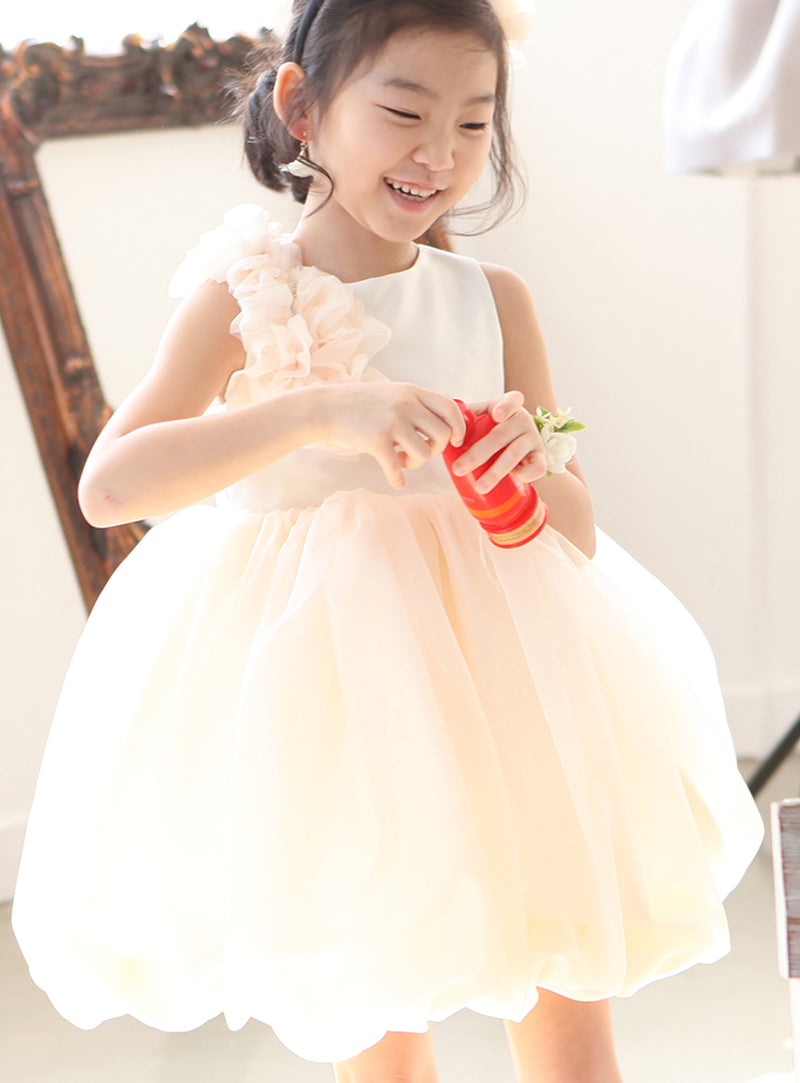 子供ドレス発表会・結婚式・おしゃれなDRESCCOのミューズアイボリーバルーンドレスの画像10