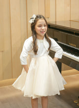 子供ドレス発表会・結婚式・おしゃれなDRESCCOのパールビジューソフトベージュオーガンジードレスの画像7