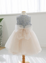 子供ドレス発表会・結婚式・おしゃれなDRESCCOのパールビジューソフトベージュオーガンジードレスブルーの画像9