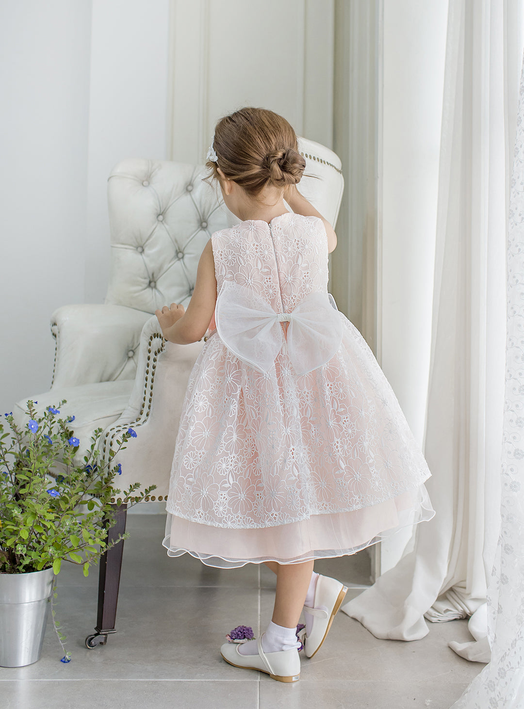 子供ドレス発表会・結婚式・おしゃれなDRESCCOのD-SU-145-2-オーガンジーフラワー刺繍ピンクドレスの画像4