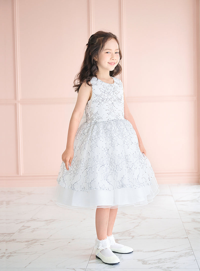 子供ドレス発表会・結婚式・おしゃれなDRESCCOのホワイトフラワーラッセルレースドレスの画像2